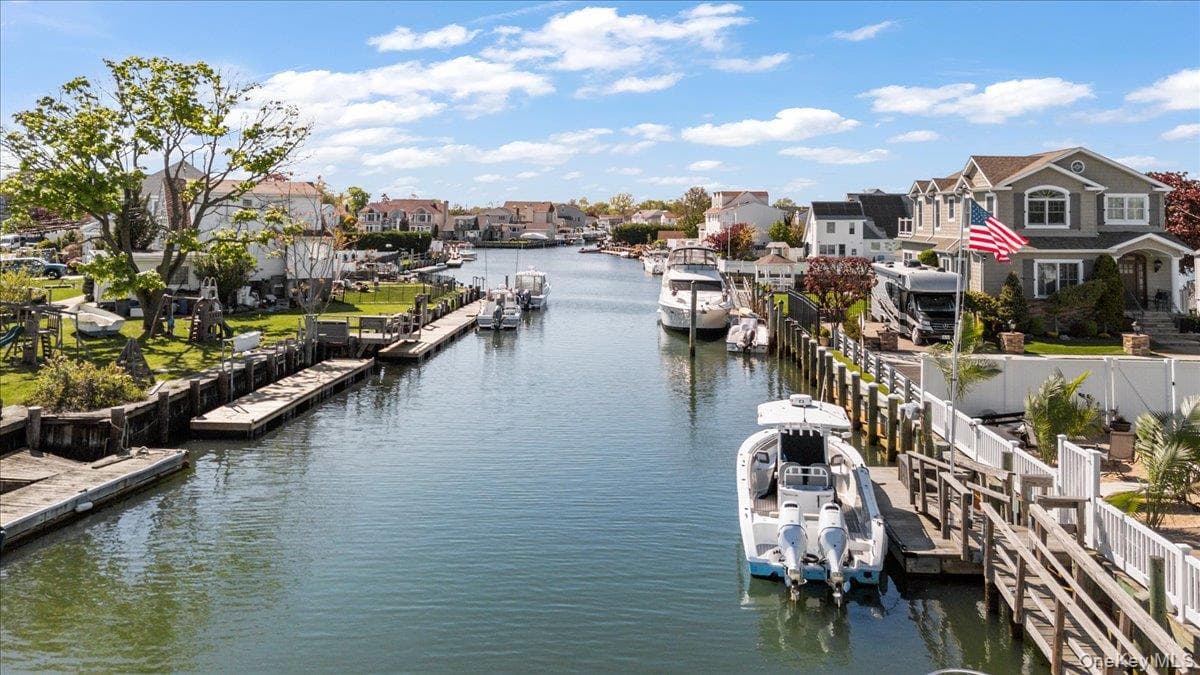2968 Islip Court thumbnail 35