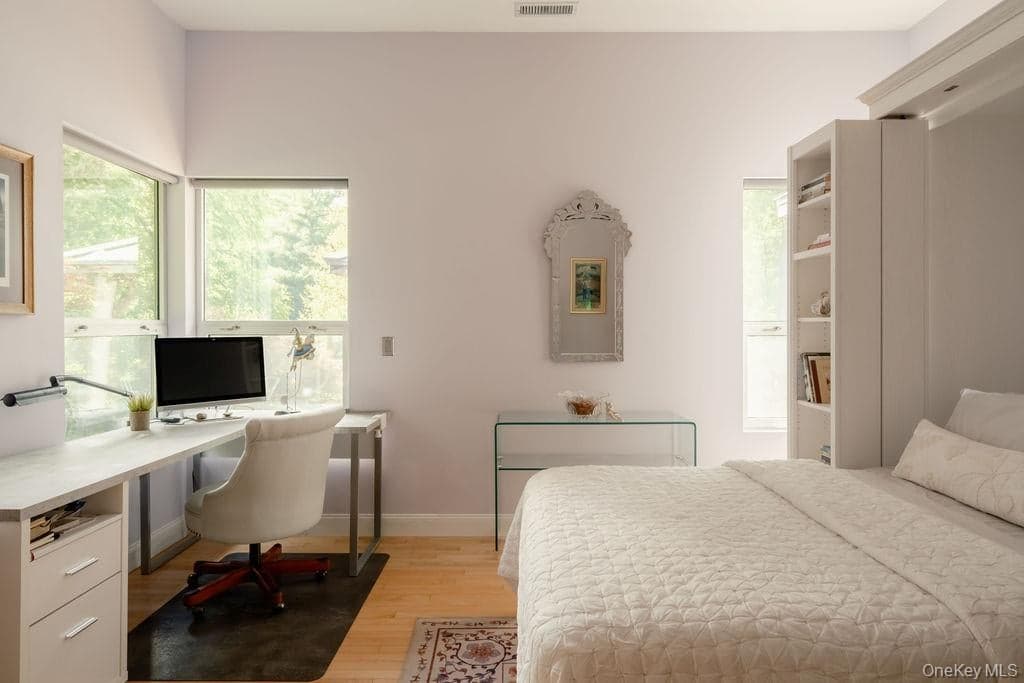 8 Sarah Court thumbnail 19