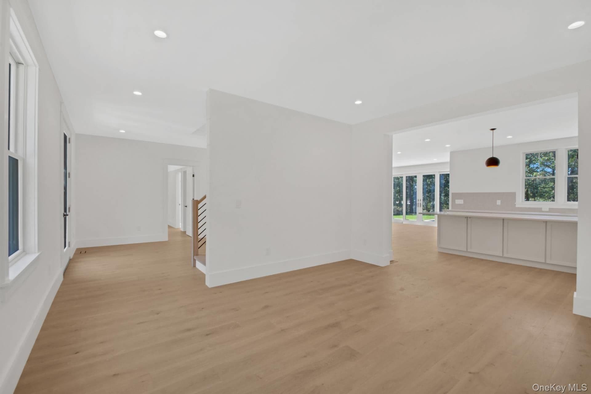 95 N Summit Boulevard thumbnail 12