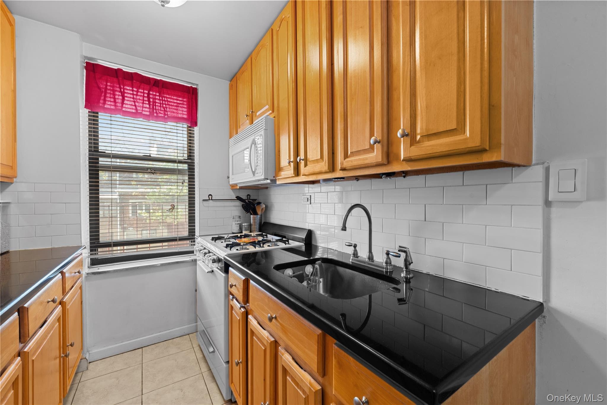 67-30 Dartmouth Street Unit: 2S thumbnail 7