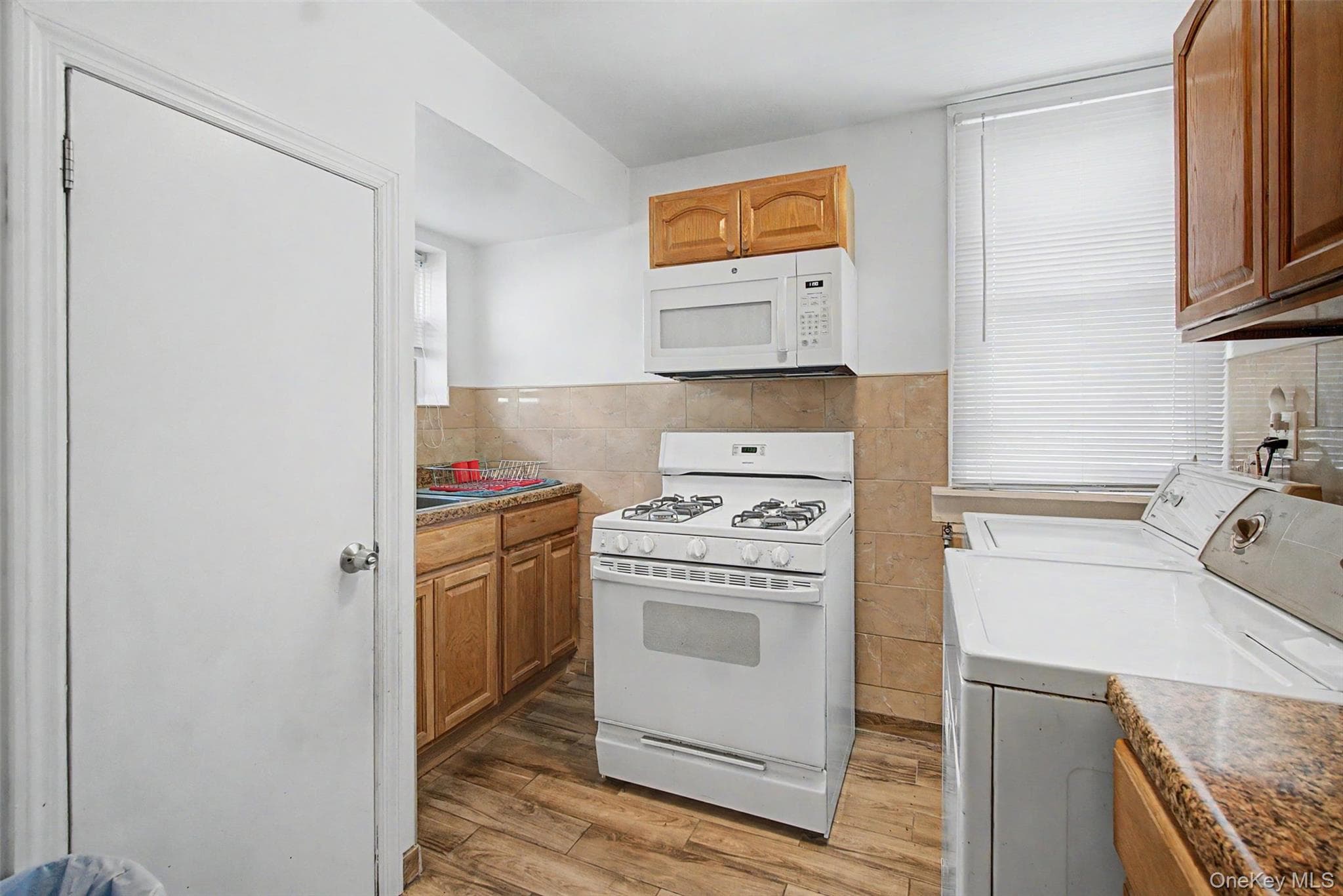 1608 Merry Avenue thumbnail 15