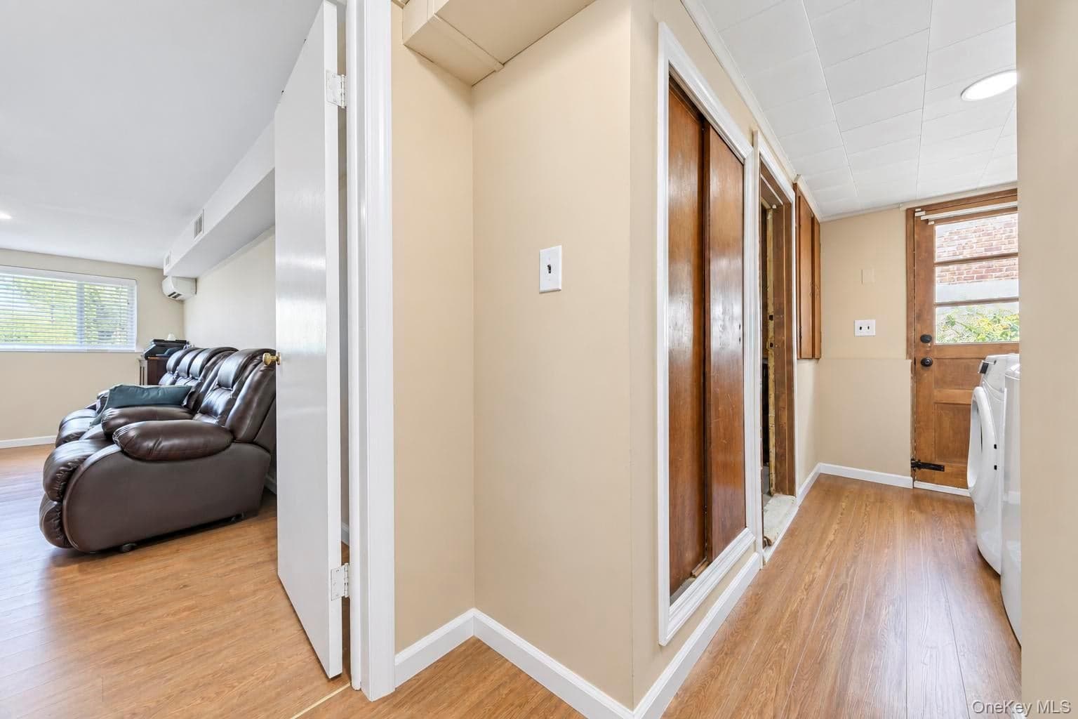 455 Pacific Street thumbnail 36