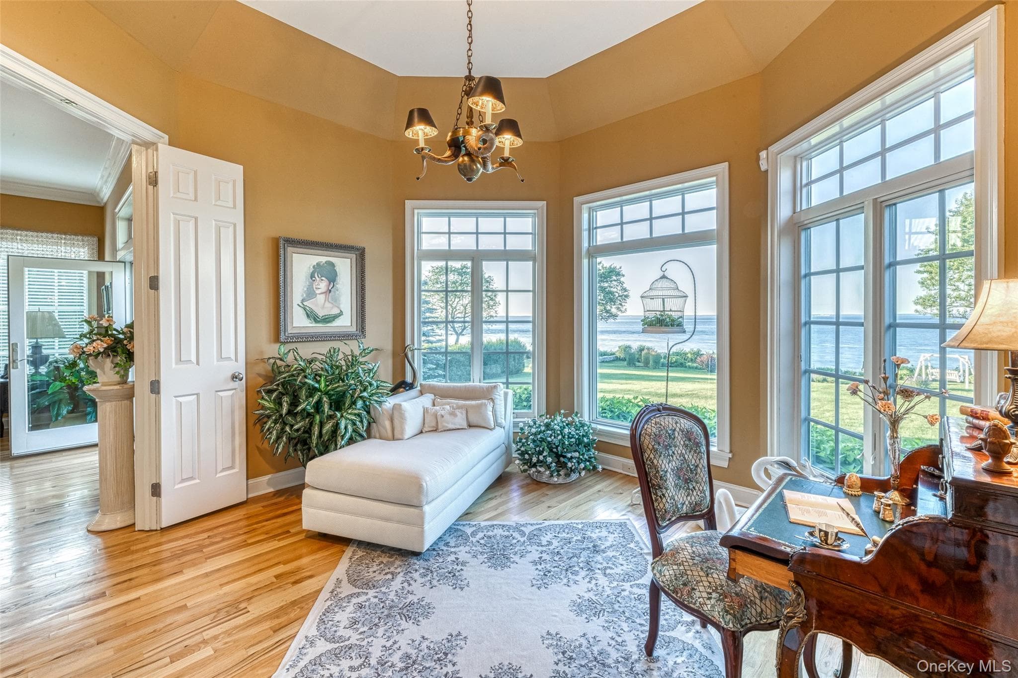 1640 Grandview Drive thumbnail 30