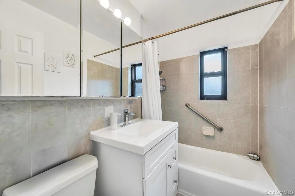 196-72 69th Ave Ave Unit: 1 FL thumbnail 17