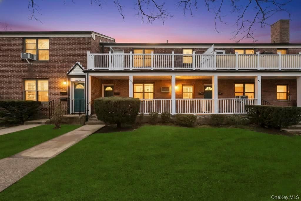 196-72 69th Ave Ave Unit: 1 FL, Fresh Meadows