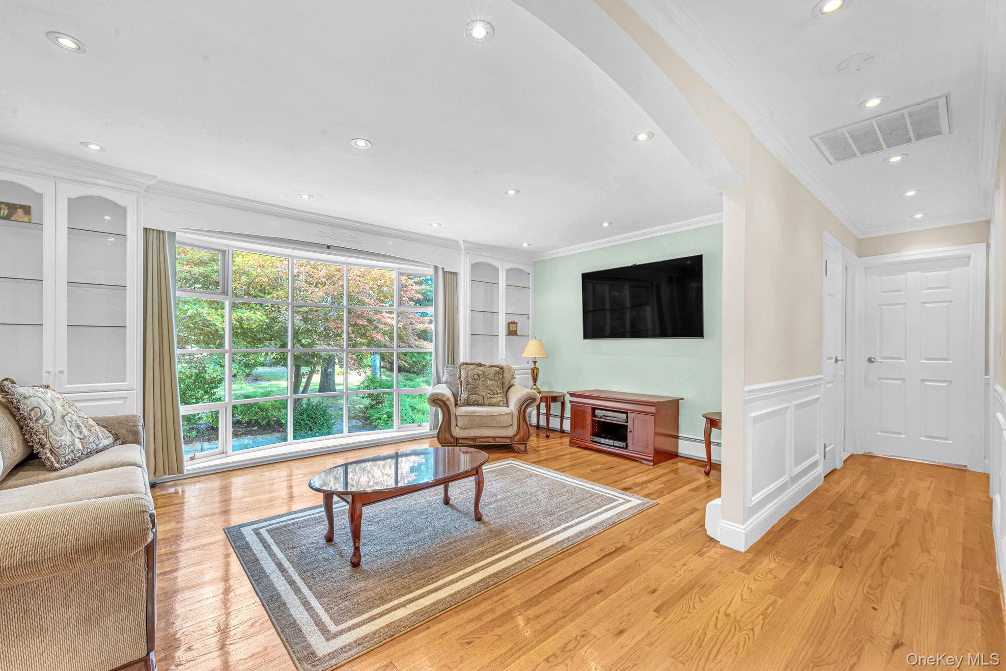 6 Wyandanch Boulevard thumbnail 16
