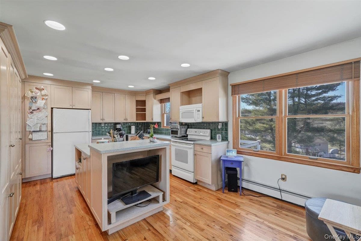 242 Prospect Road thumbnail 11
