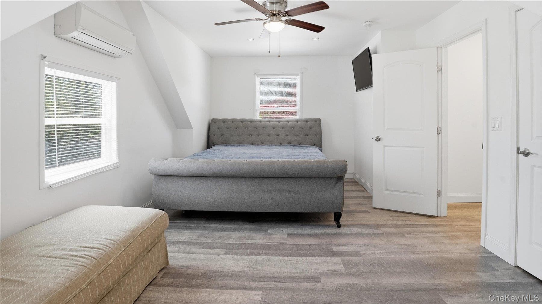 134 Washington Drive thumbnail 19