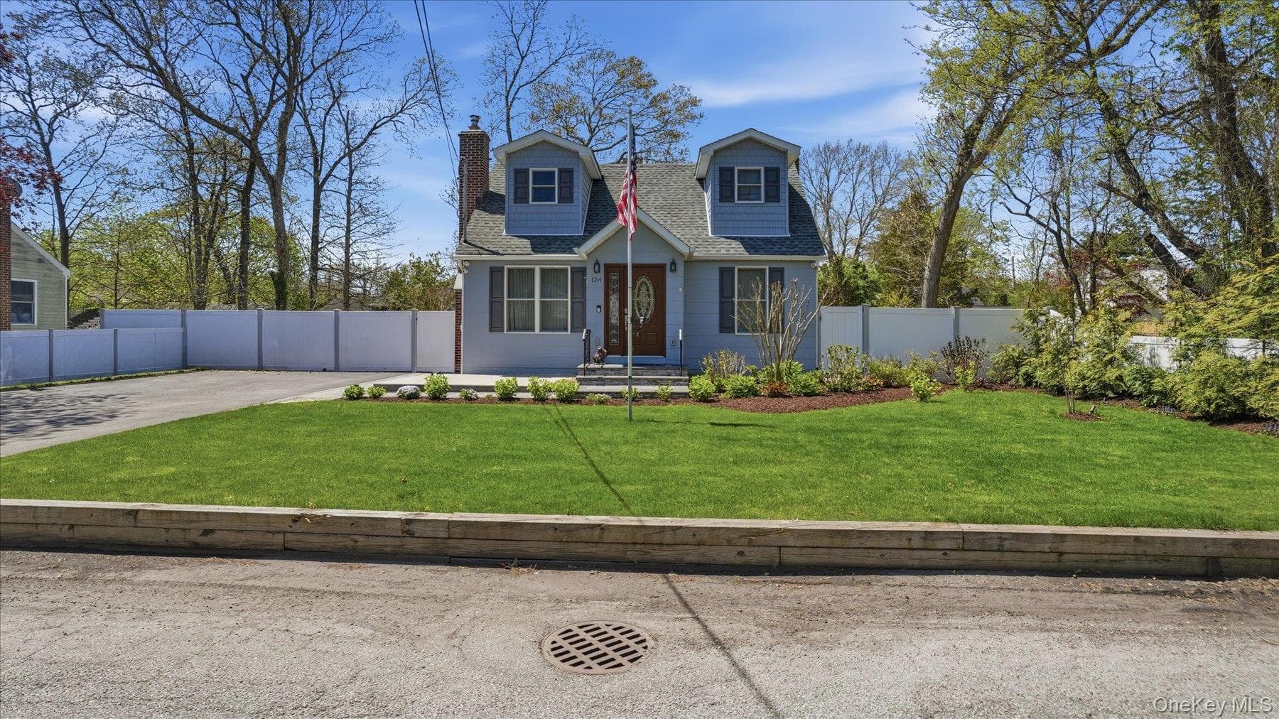 134 Washington Drive thumbnail 3