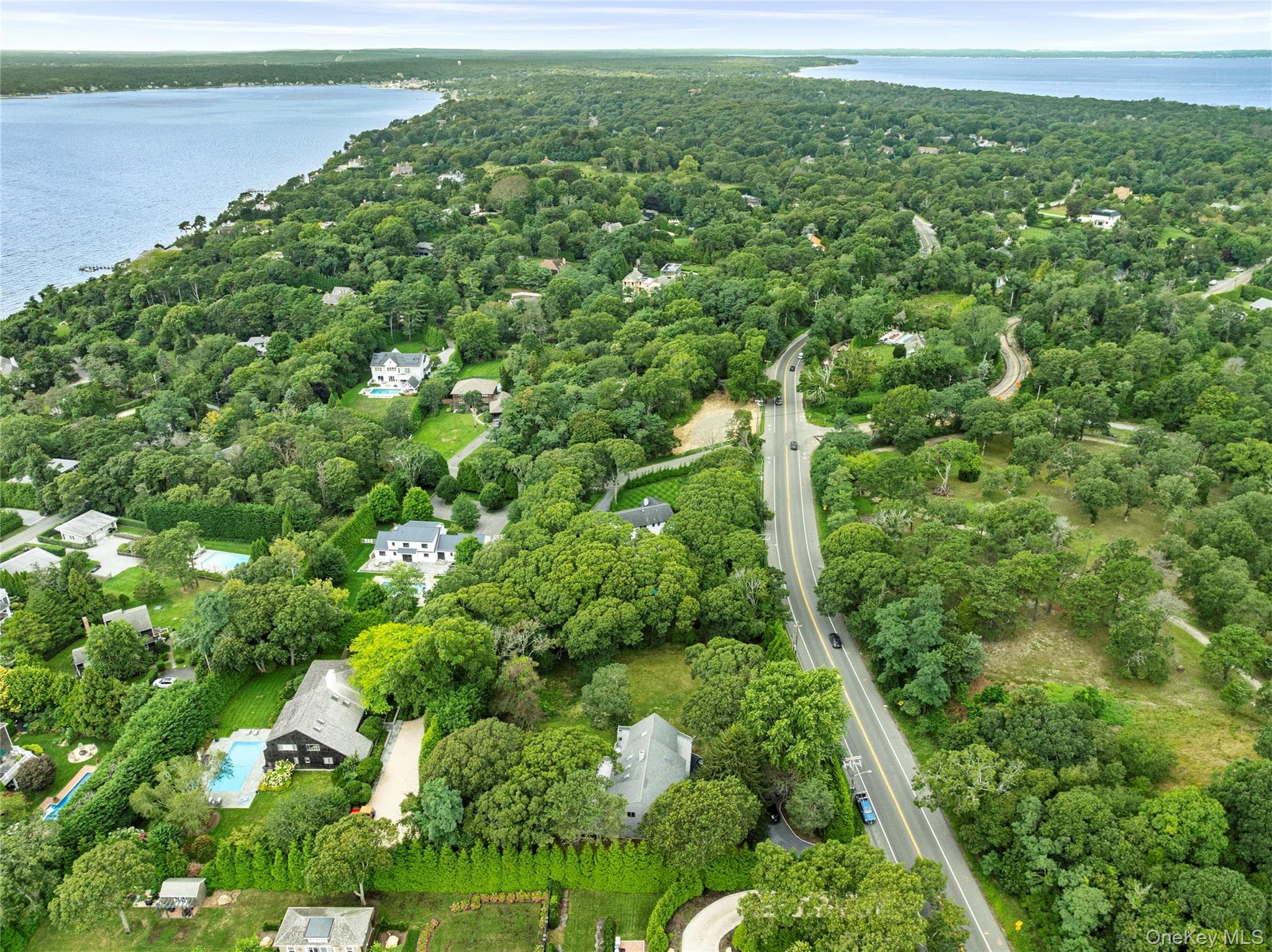 422 Montauk Highway thumbnail 26