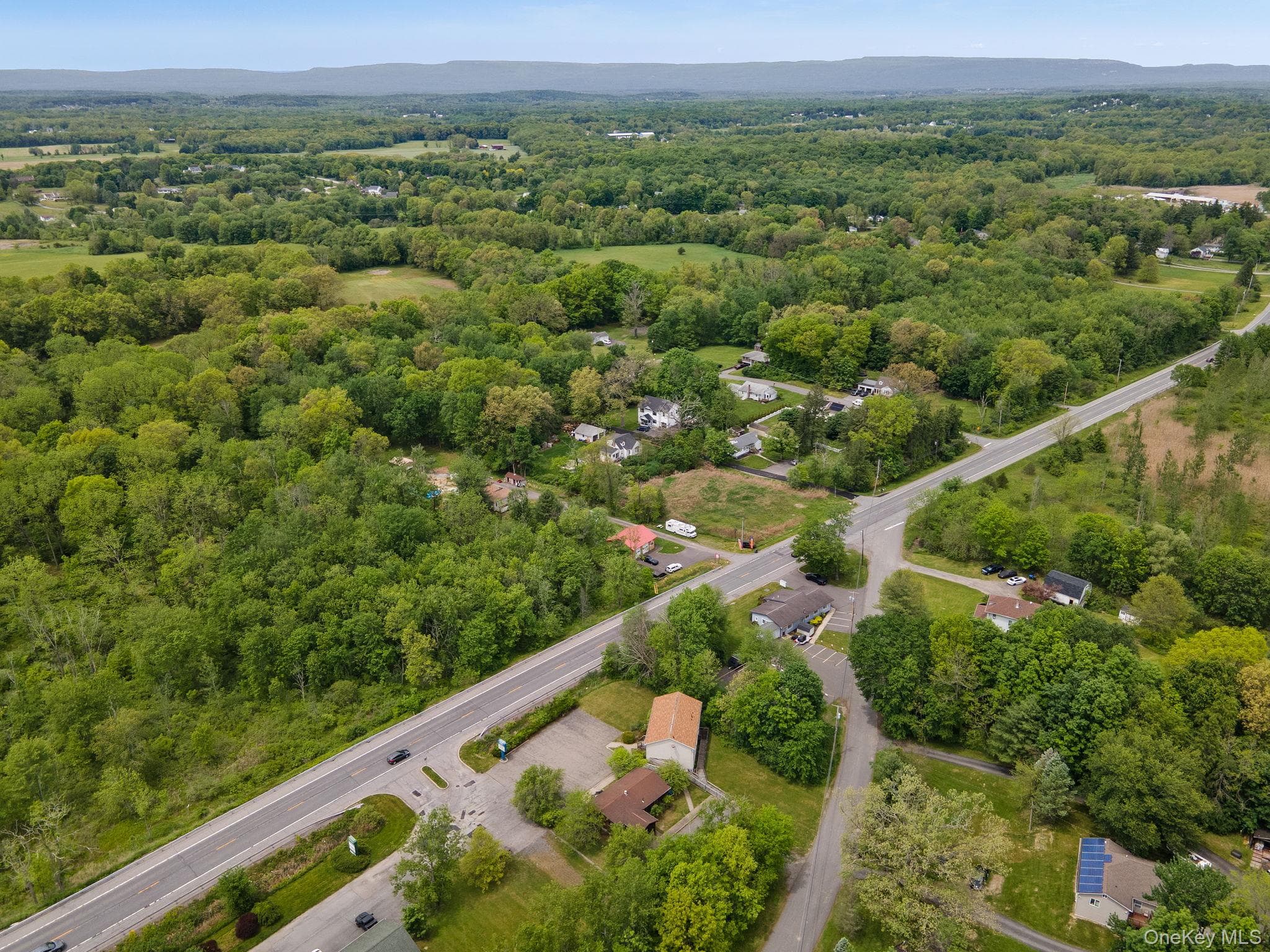 2300 State Route 208 State Route 208 Unit: 2288 & 2290 thumbnail 49