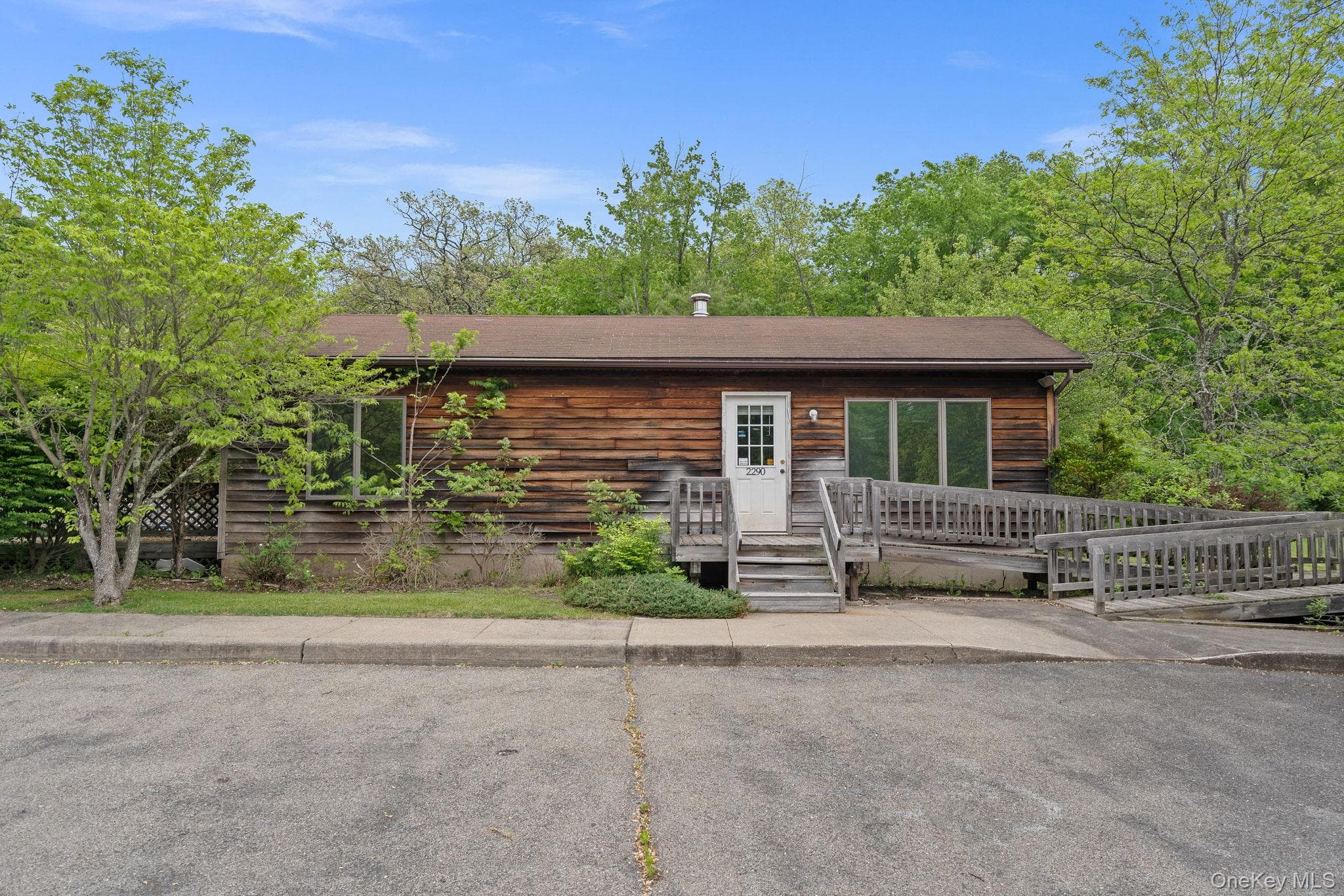 2300 State Route 208 State Route 208 Unit: 2288 & 2290 thumbnail 25