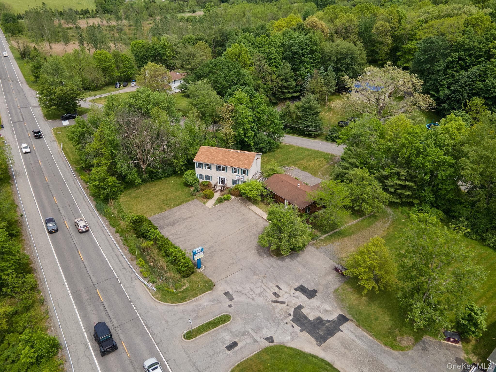 2300 State Route 208 State Route 208 Unit: 2288 & 2290 thumbnail 46