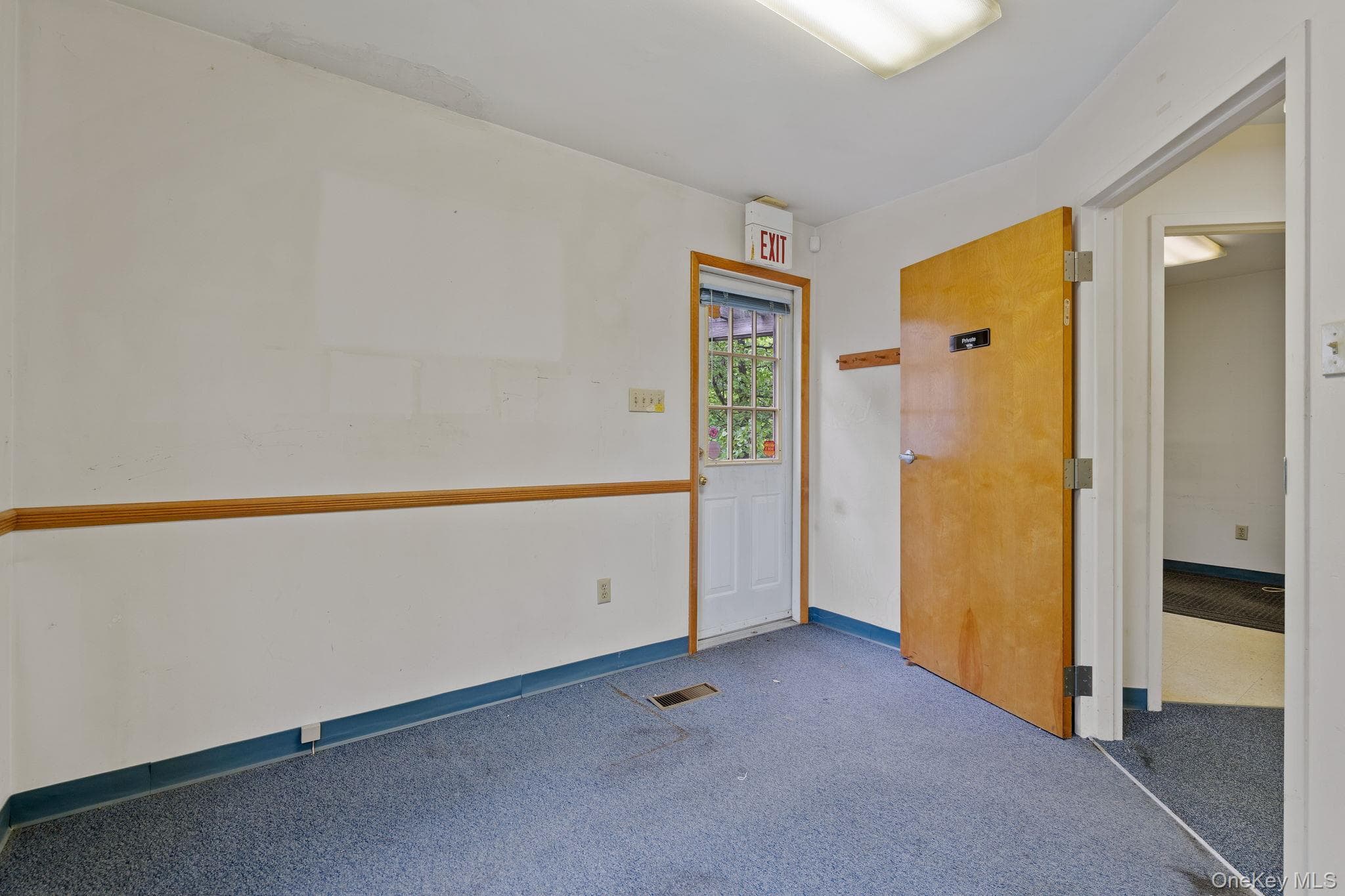 2300 State Route 208 State Route 208 Unit: 2288 & 2290 thumbnail 42