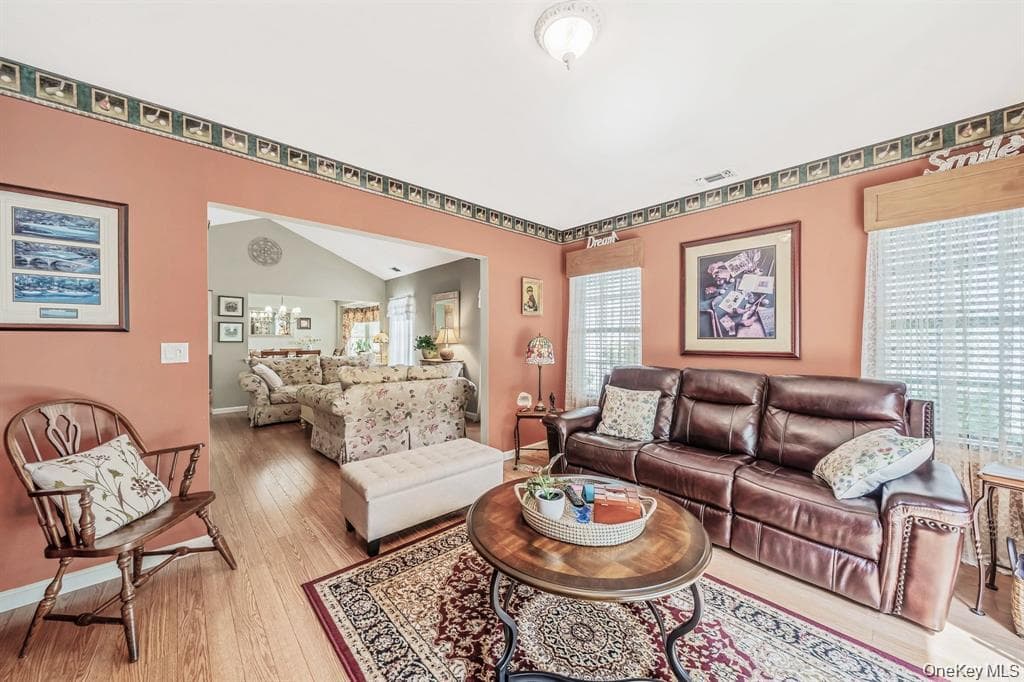 63 Madison Circle thumbnail 8