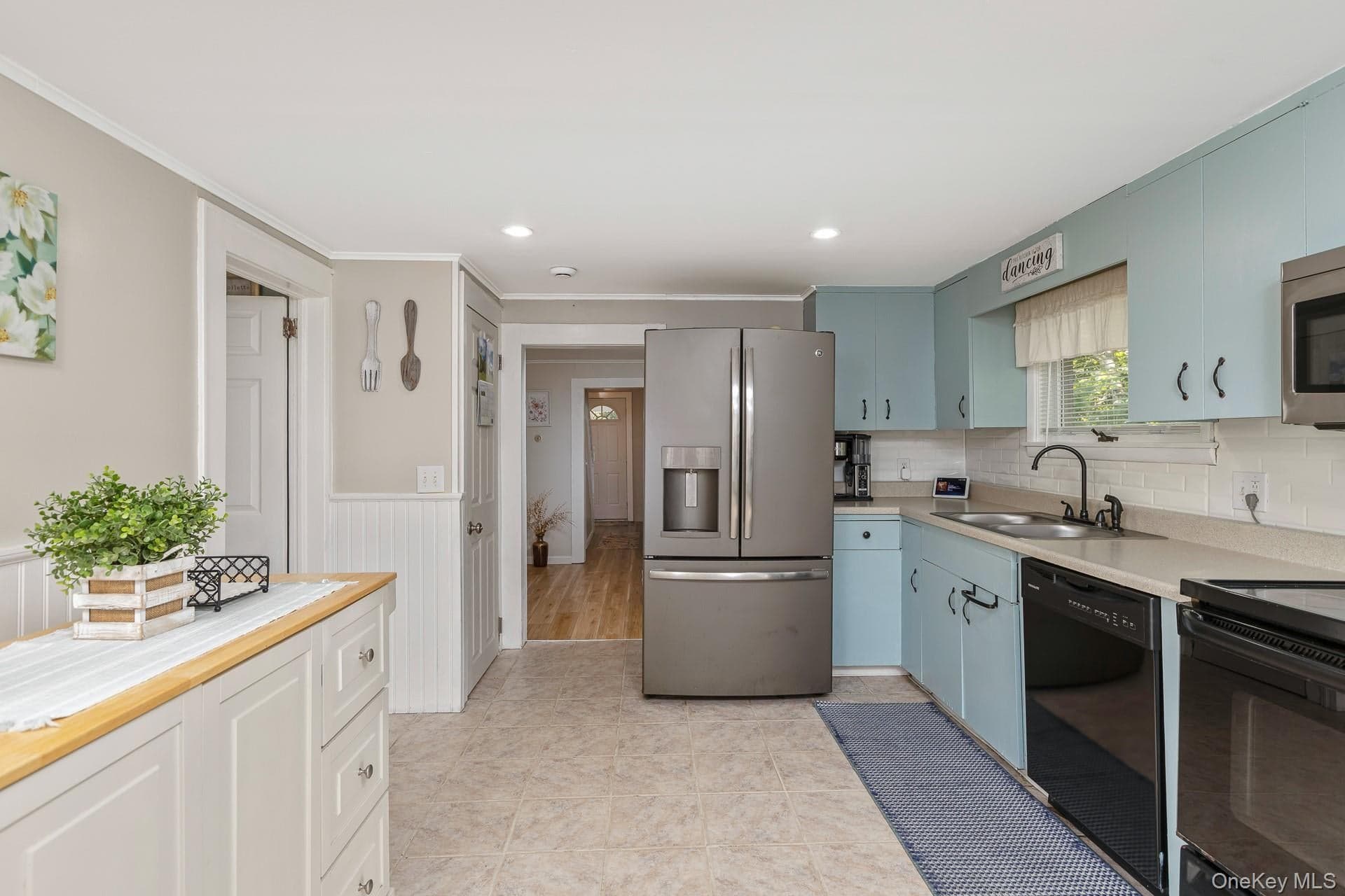 455 Montauk Highway thumbnail 9