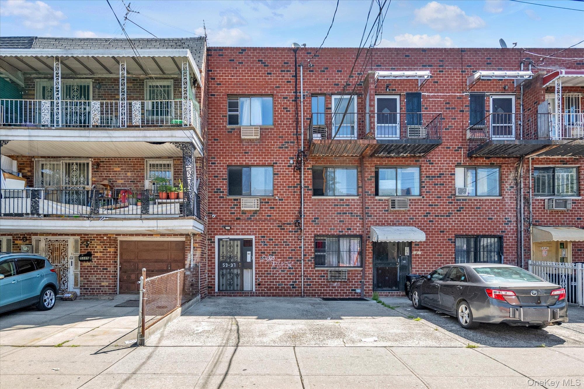 5337 97th Street photo 1