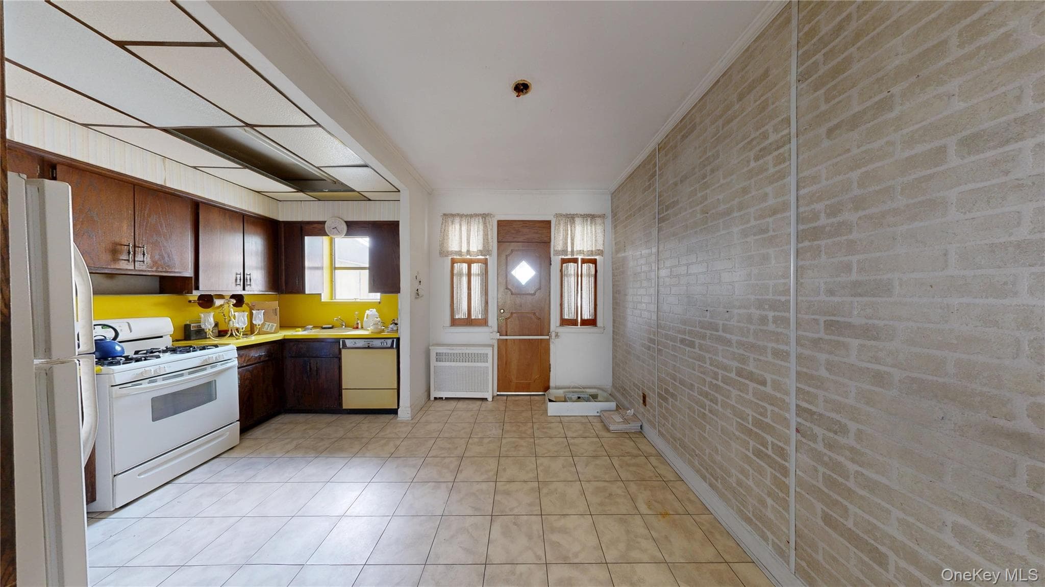 2168 E 28th Street thumbnail 10