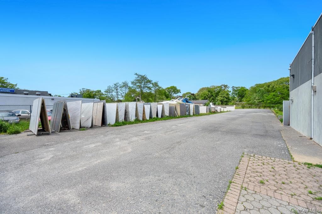 1189 Montauk Highway thumbnail 7