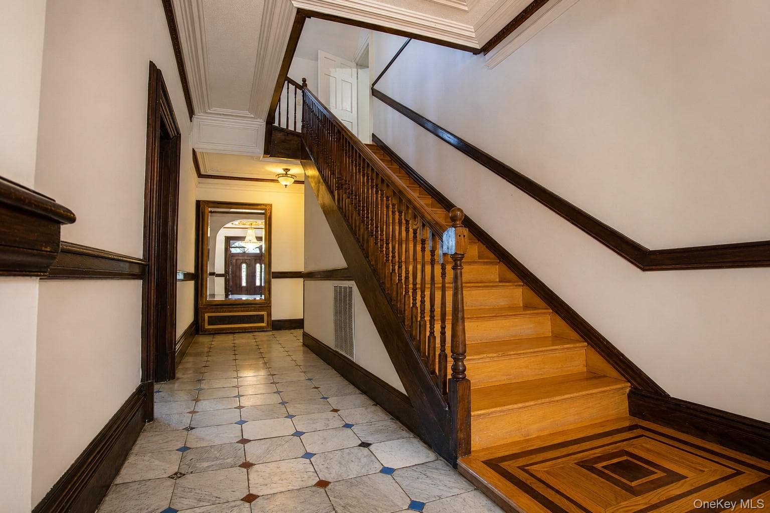 12 Monell Place thumbnail 4