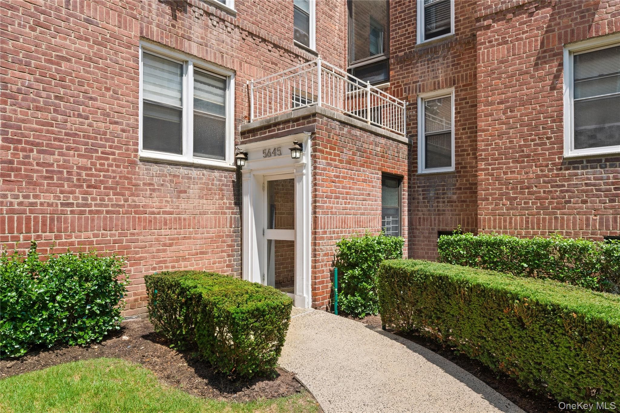 5645 Netherland AVE Unit: 6B thumbnail 3