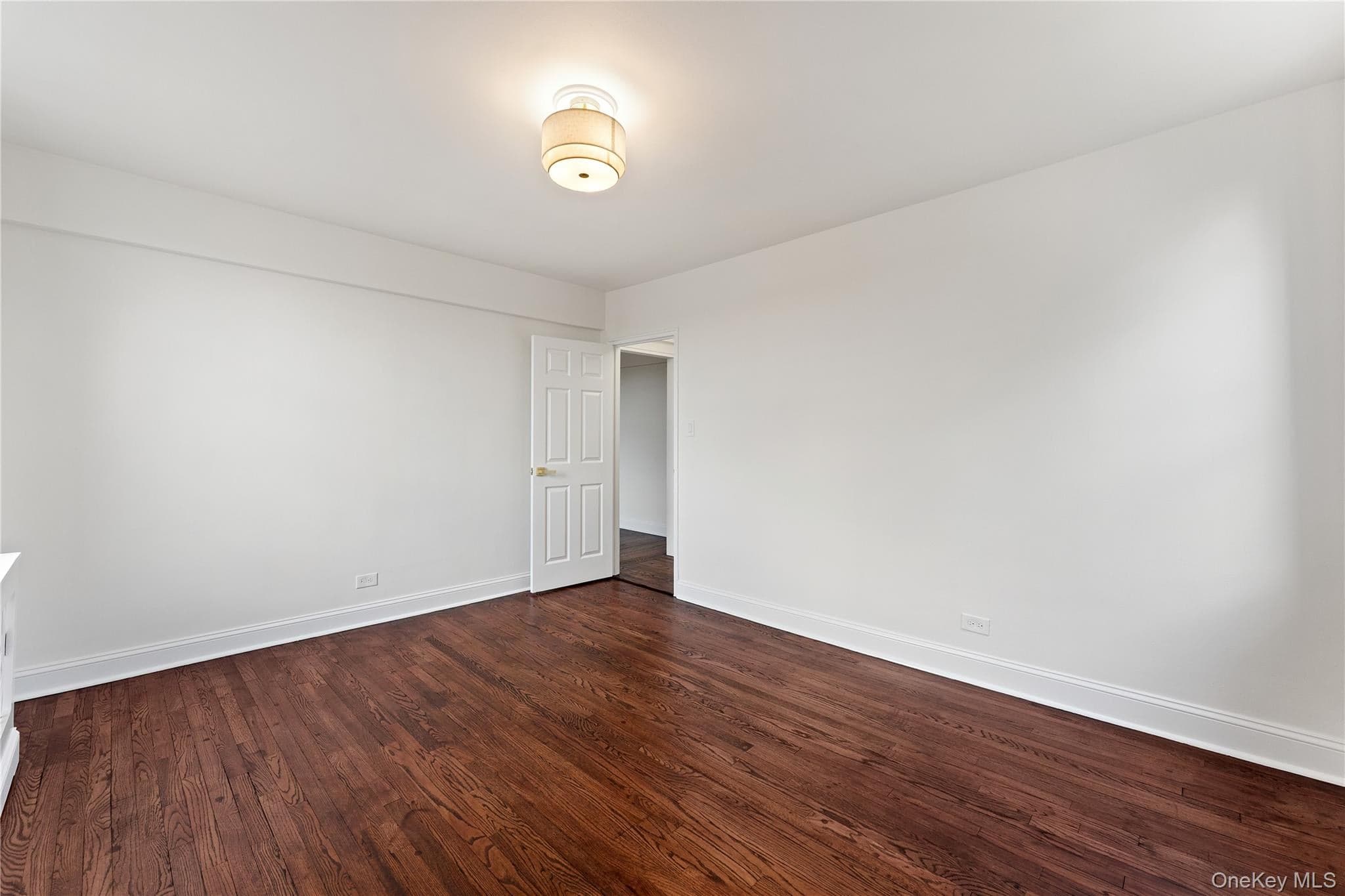 5645 Netherland AVE Unit: 6B thumbnail 13