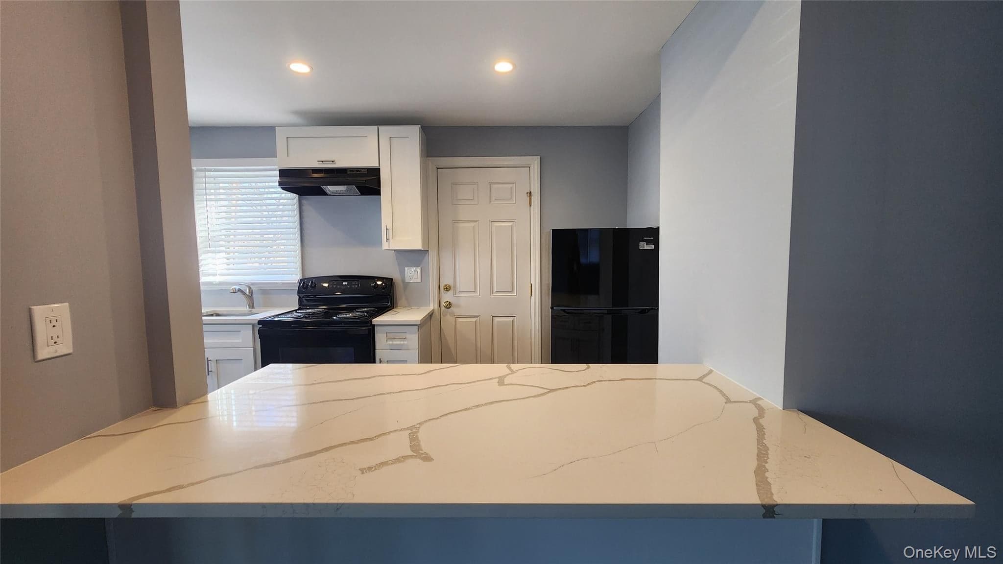 104 Moriches Drive thumbnail 5