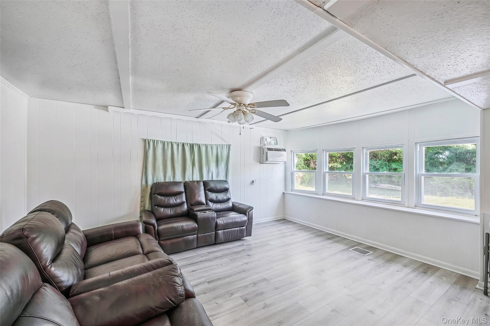 703 Fresh Pond Ave AVE Unit: 48 thumbnail 3