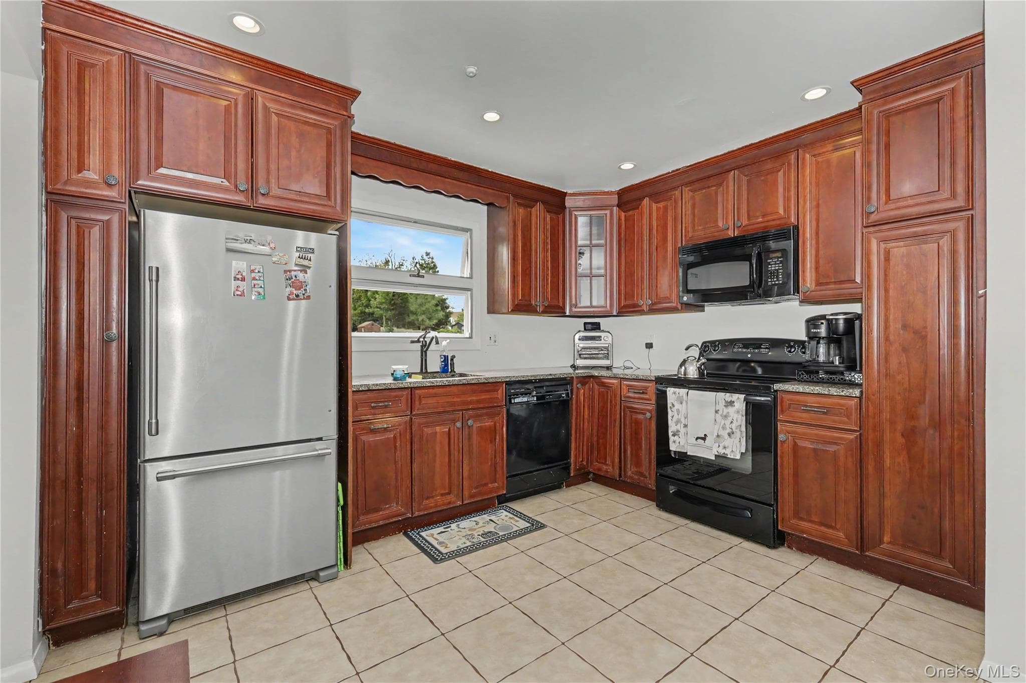 3236 Court Street thumbnail 9