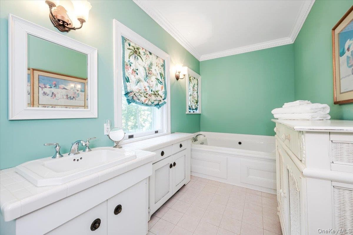 563 Asharoken Avenue thumbnail 14