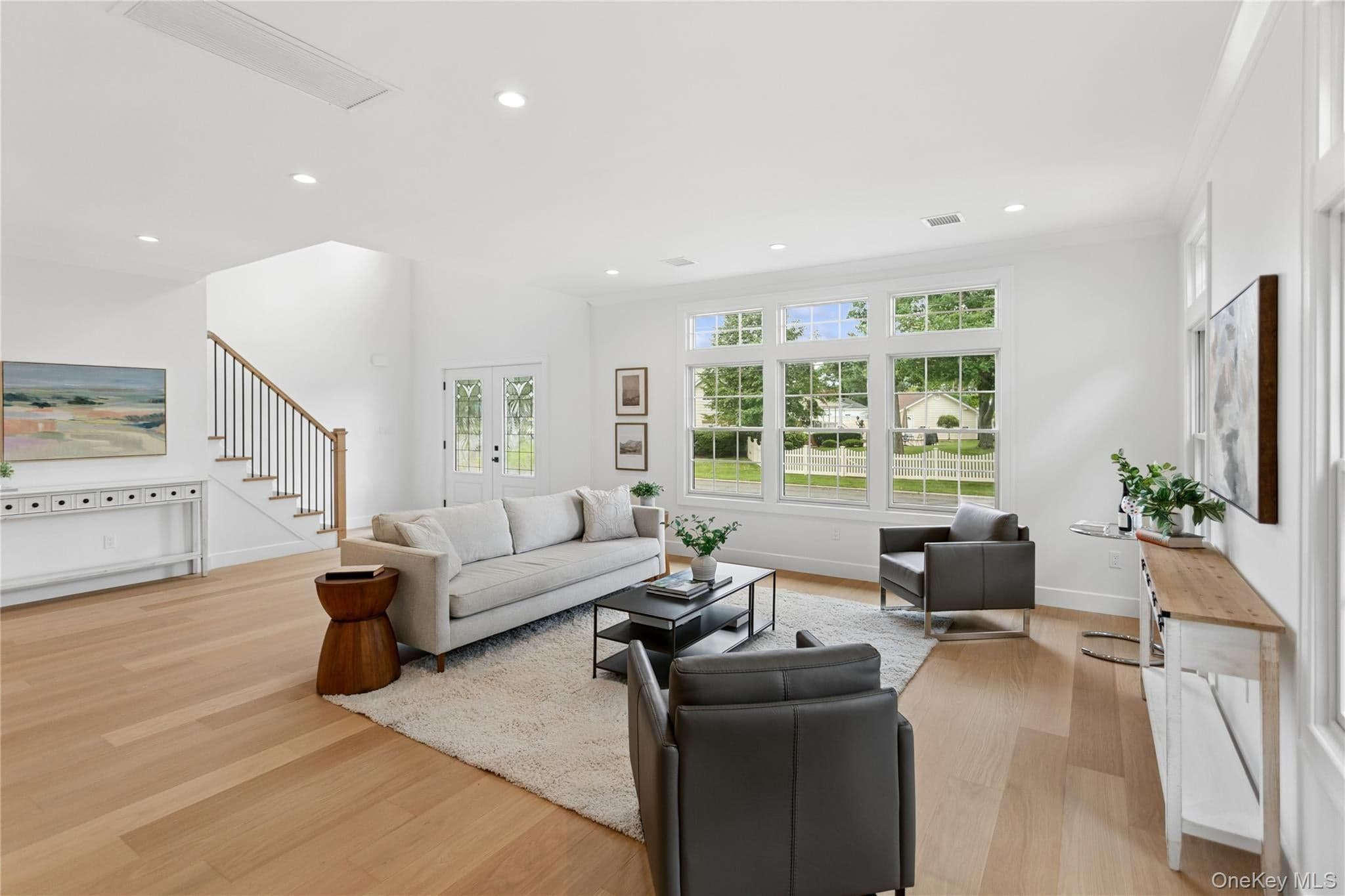 1438 Dewey Avenue thumbnail 8