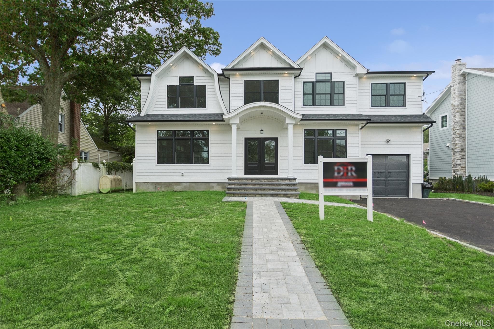 1438 Dewey Avenue, North Bellmore