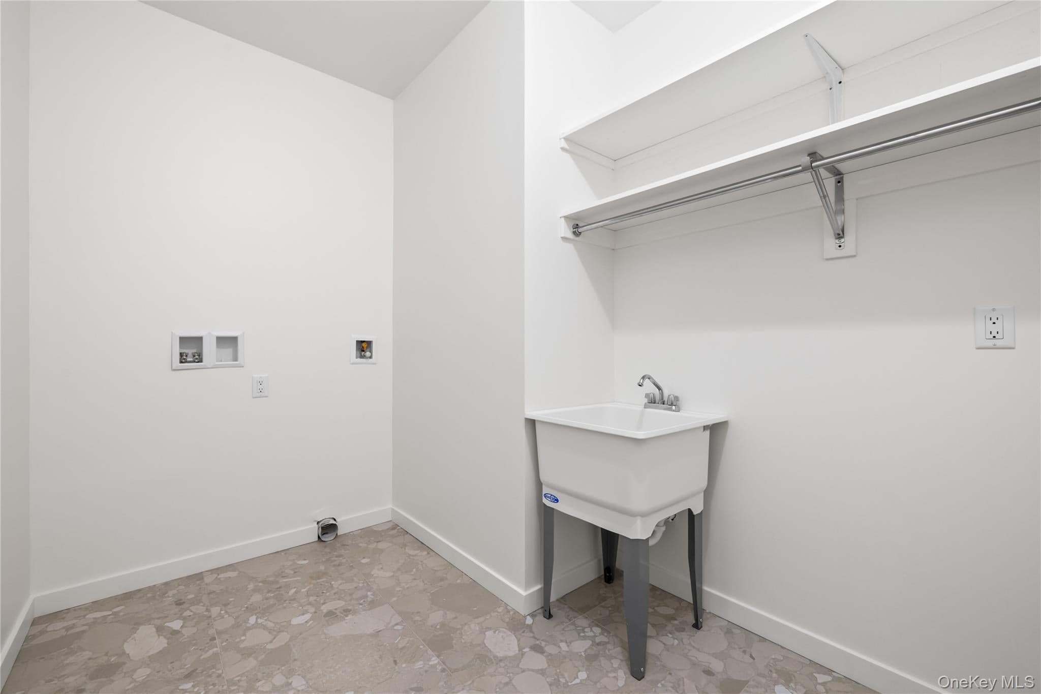 41 Saddle River Road Unit: 216 thumbnail 47