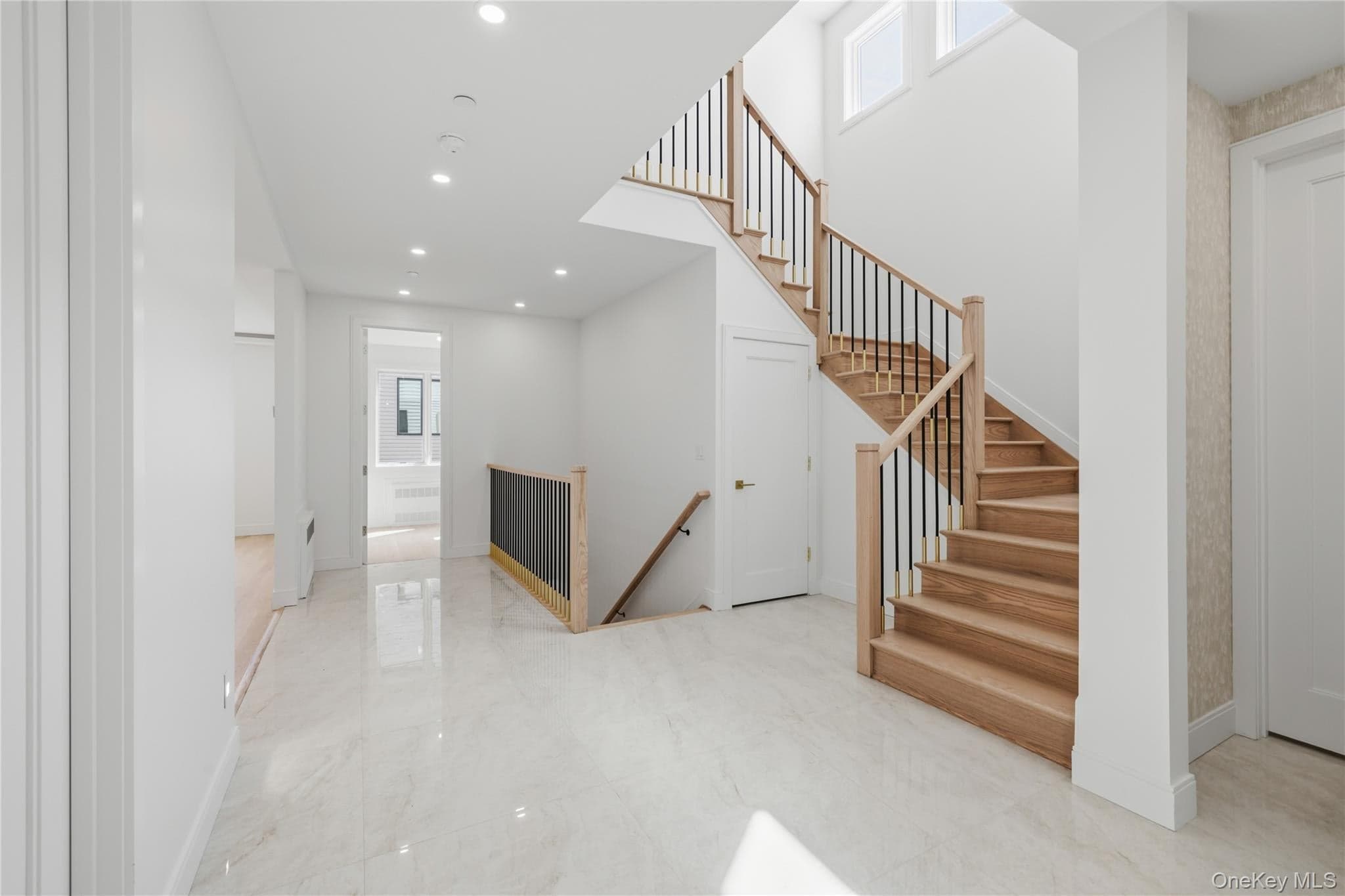 41 Saddle River Road Unit: 216 thumbnail 7