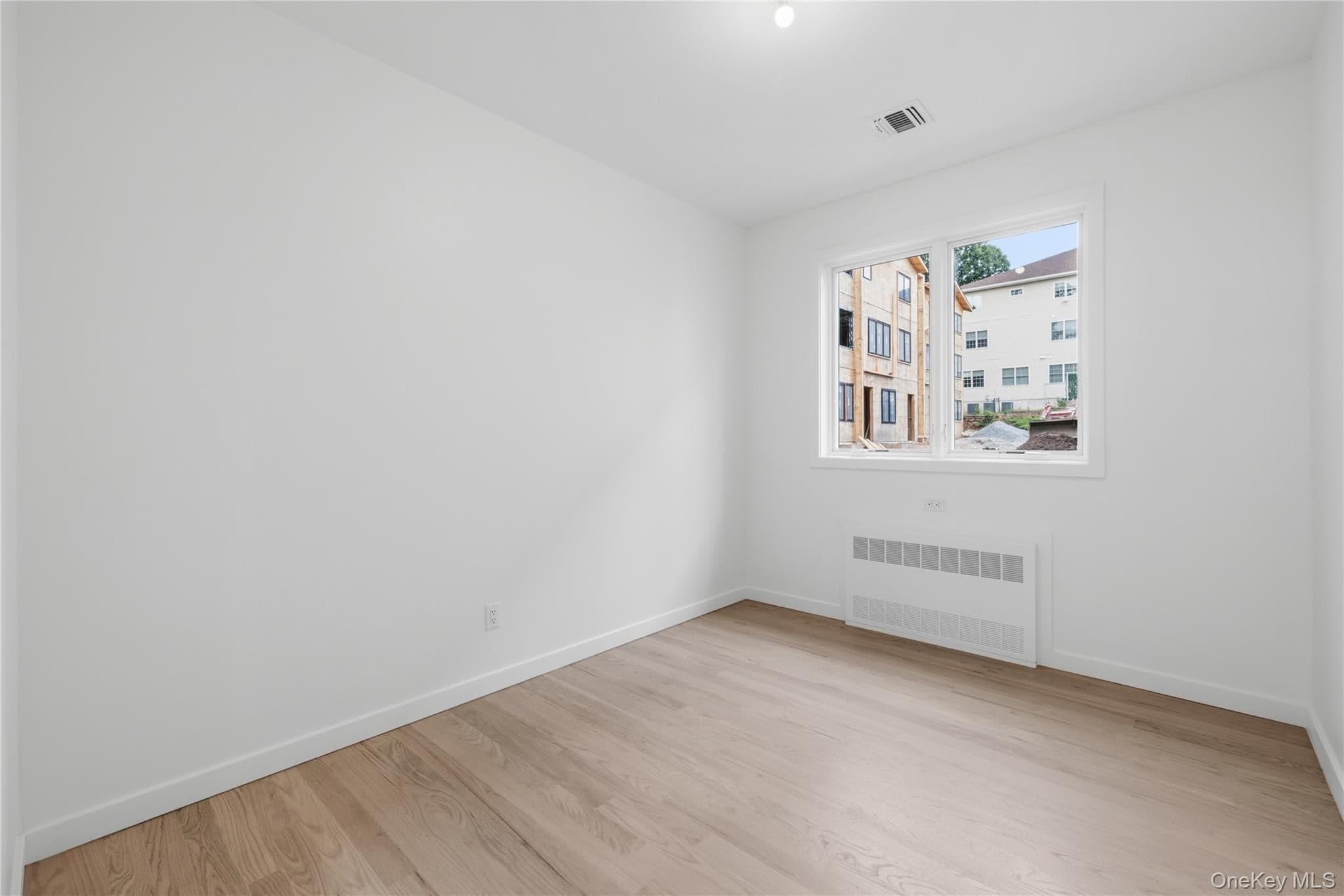 41 Saddle River Road Unit: 216 thumbnail 38