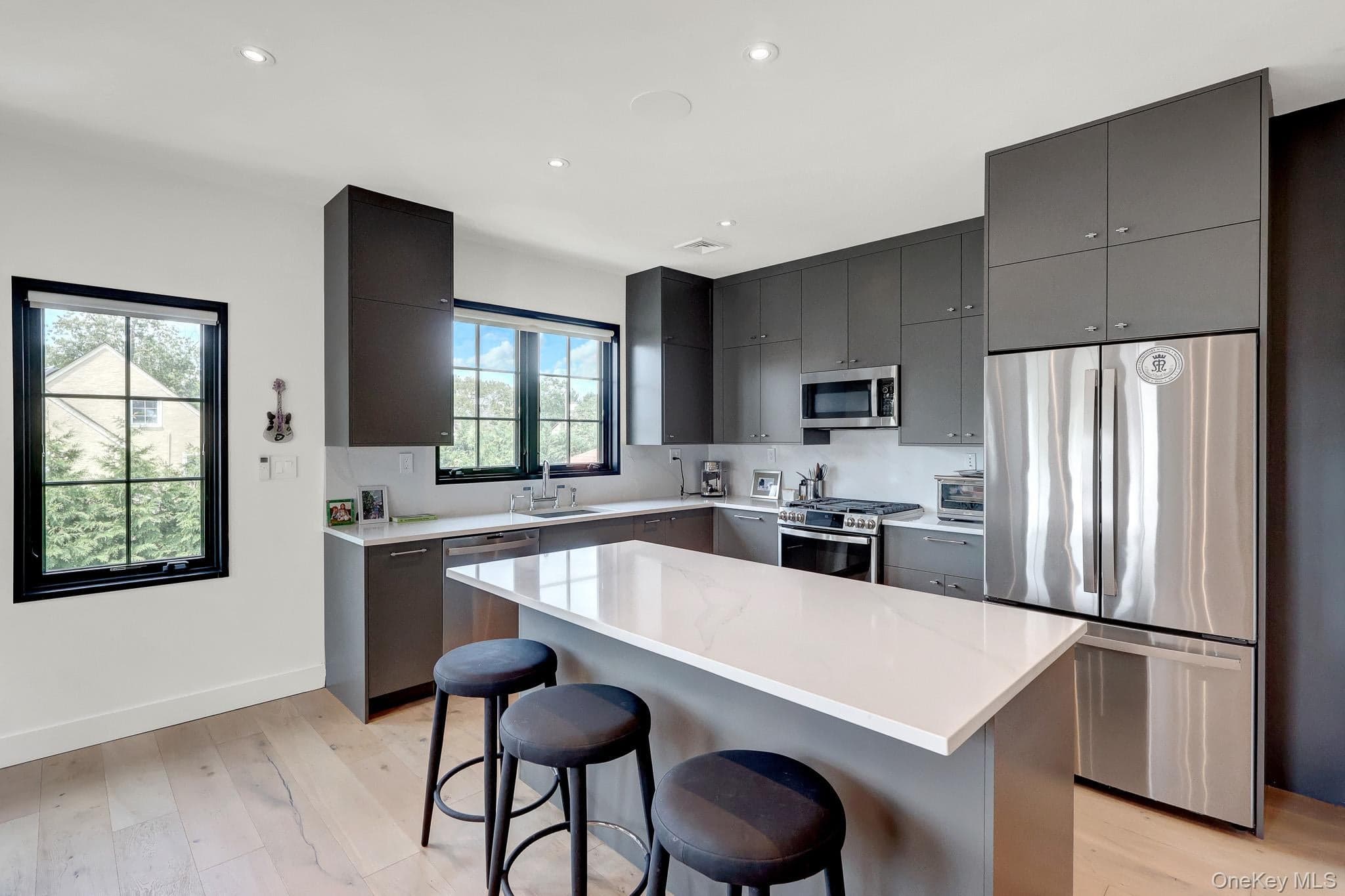 251-51 52nd Avenue thumbnail 25