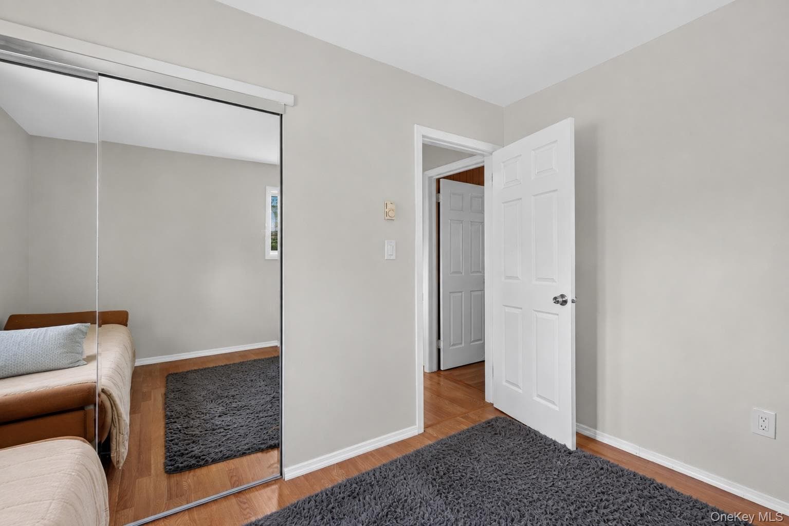 108 Maplewood Avenue thumbnail 16