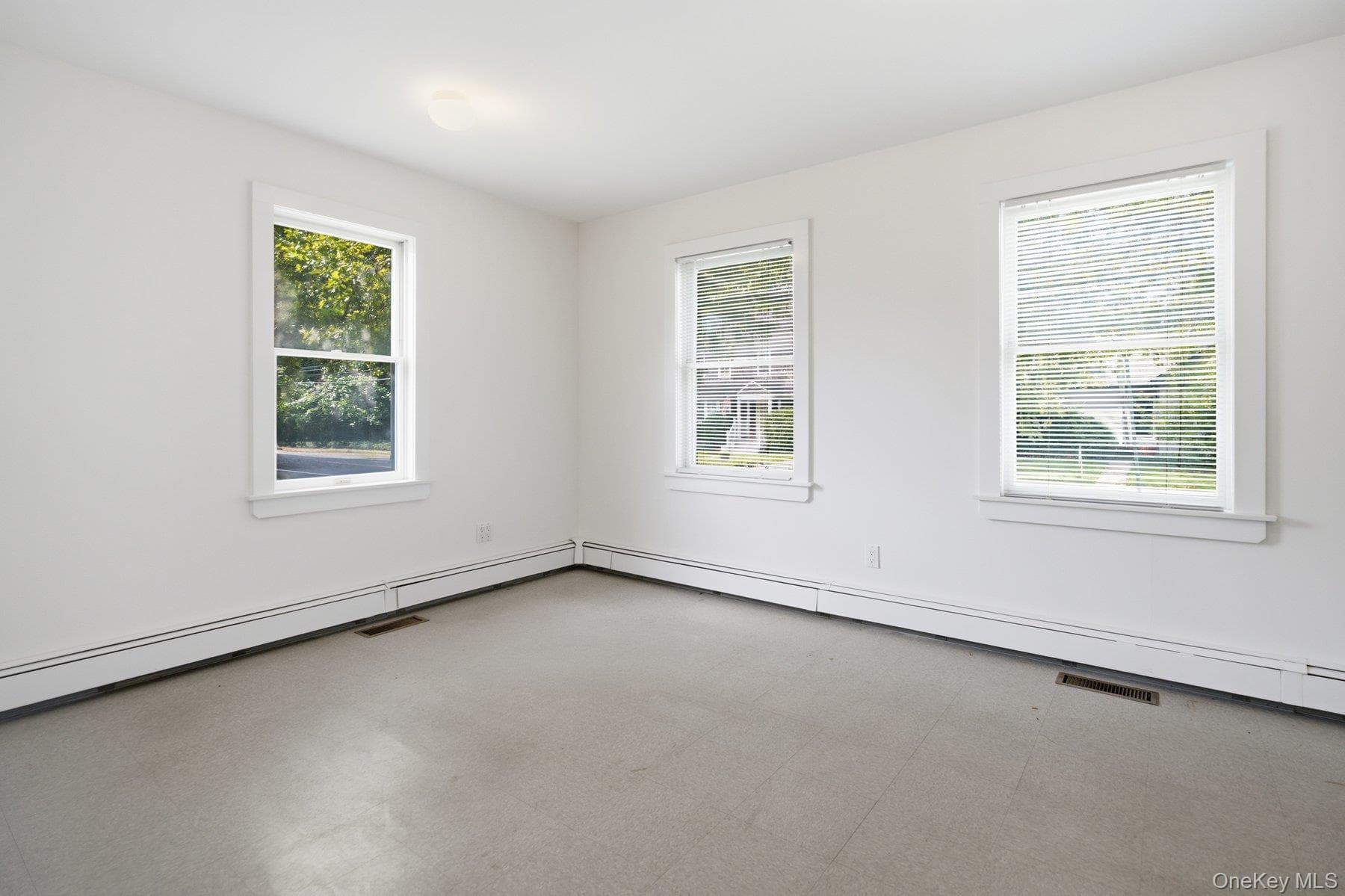 1228 Roanoke Avenue thumbnail 21