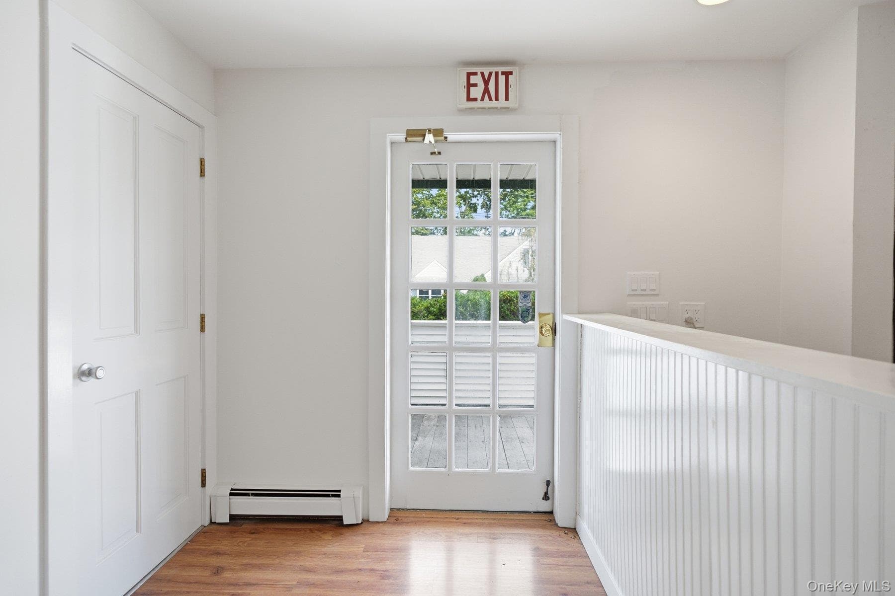 1228 Roanoke Avenue thumbnail 7