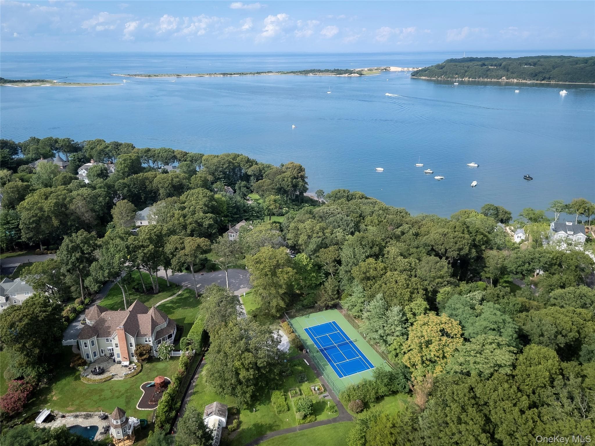 18 Walnut Avenue thumbnail 30