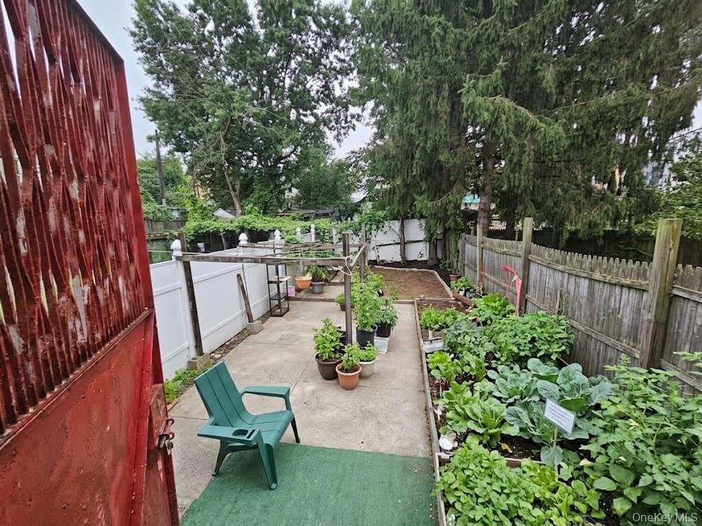 82 Forbell Street thumbnail 8