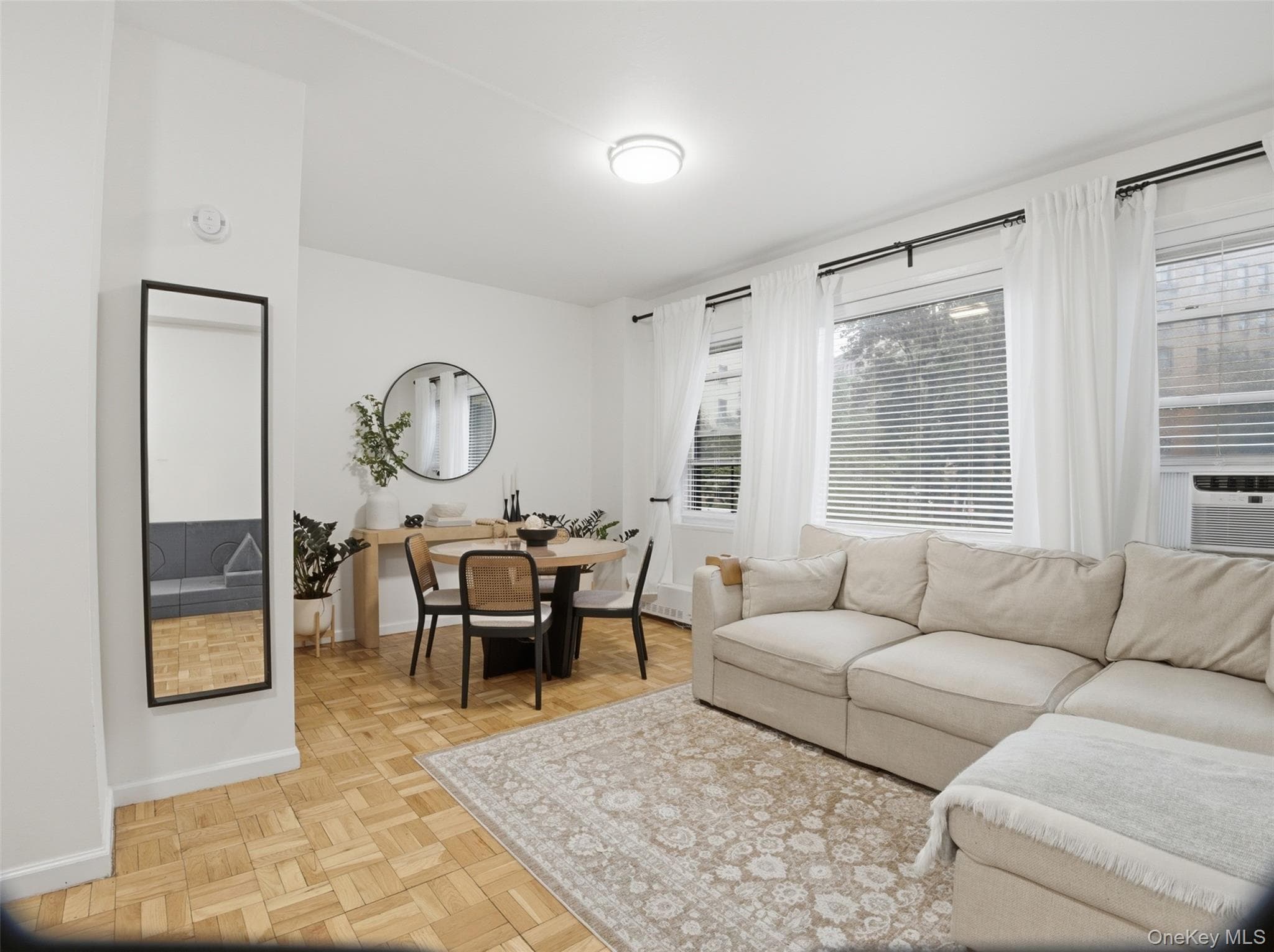 8 Fordham Hill Oval Unit: 1C thumbnail 4