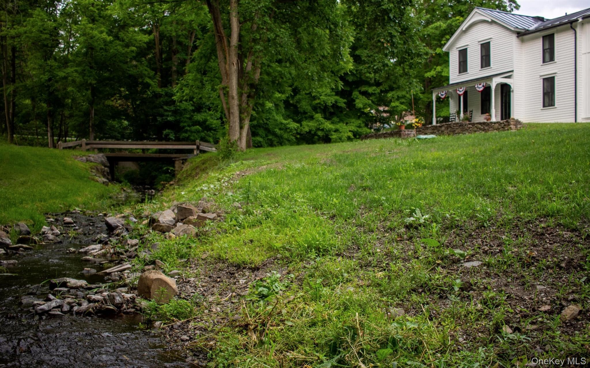 48 Konig Road thumbnail 2