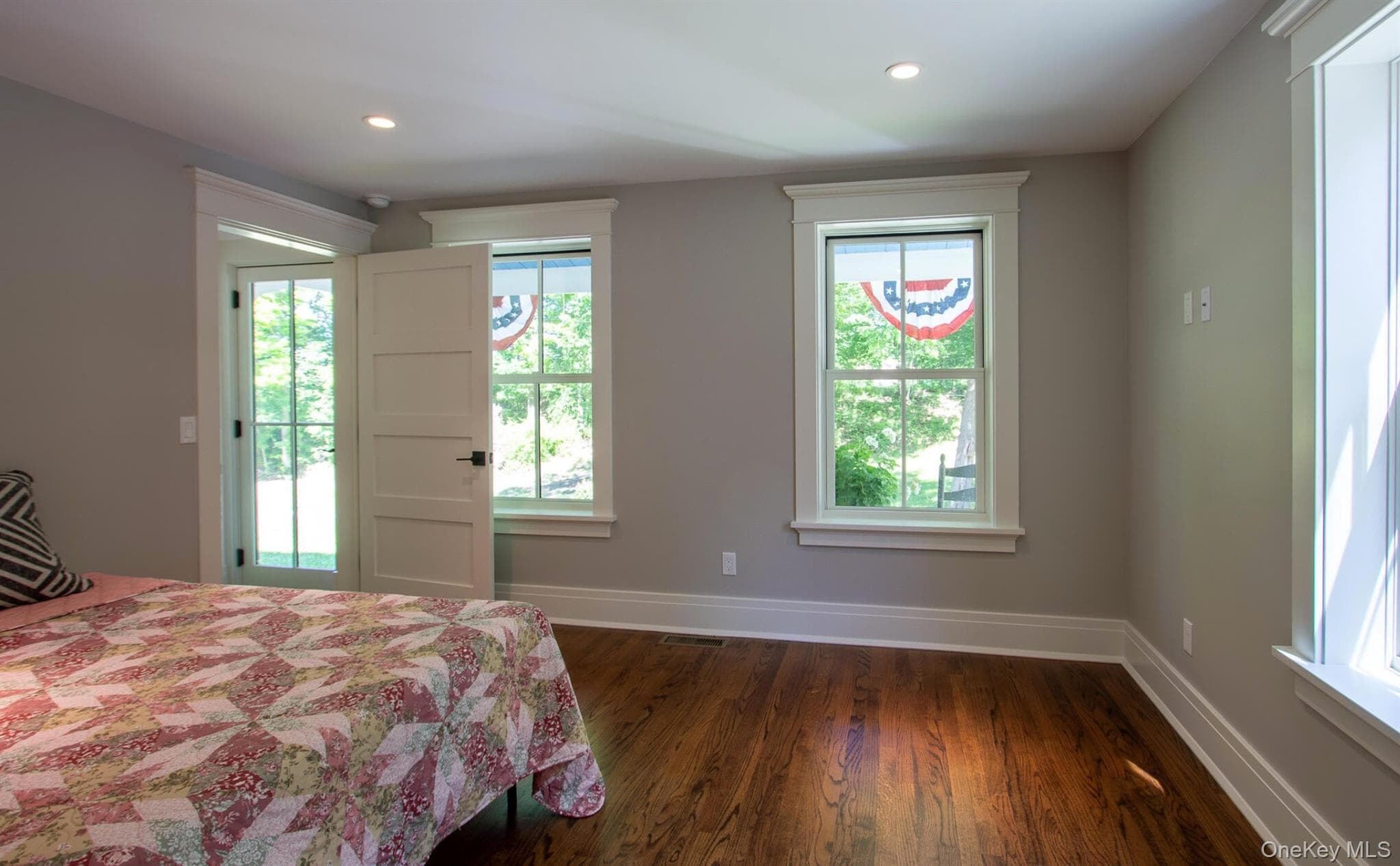 48 Konig Road thumbnail 12