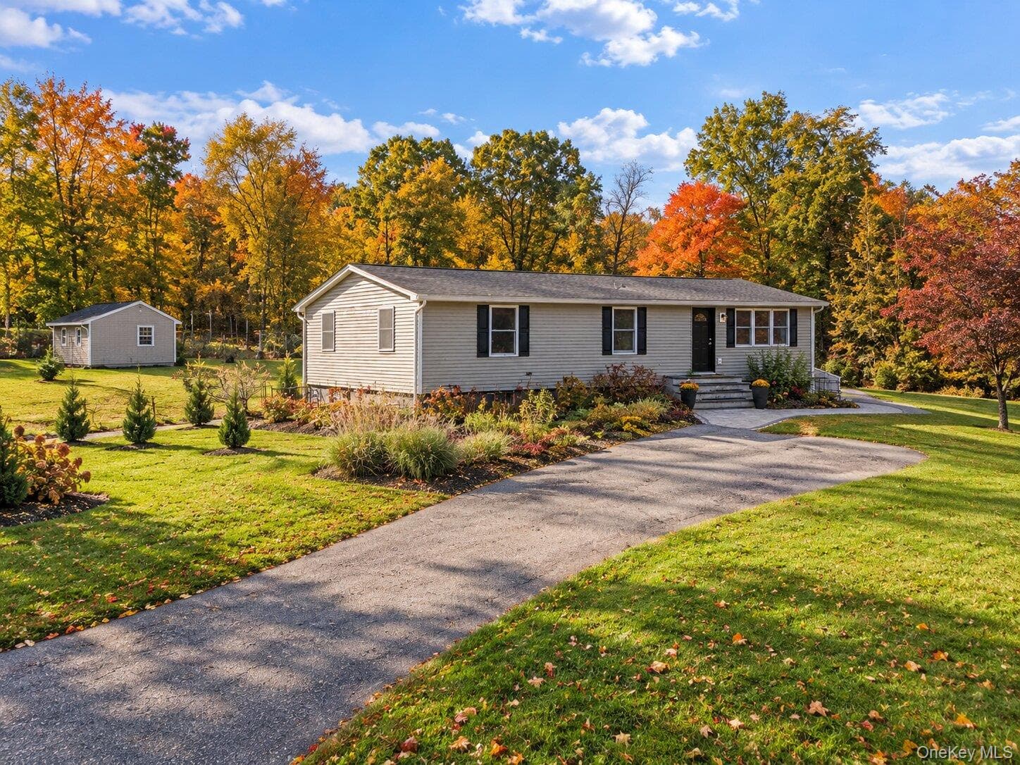 256 Lime Ridge Road, Poughquag