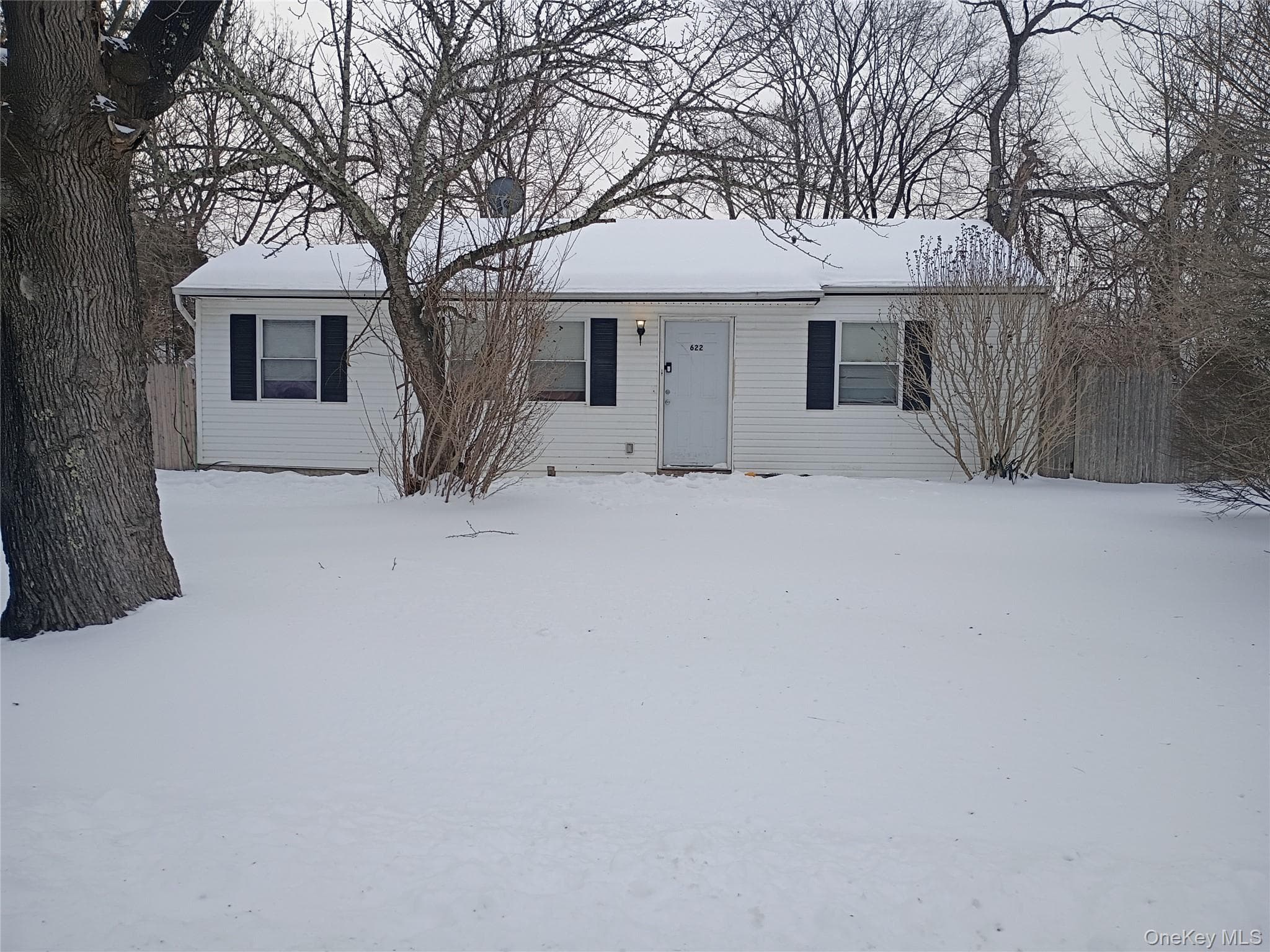 622 Post Avenue, Bellport