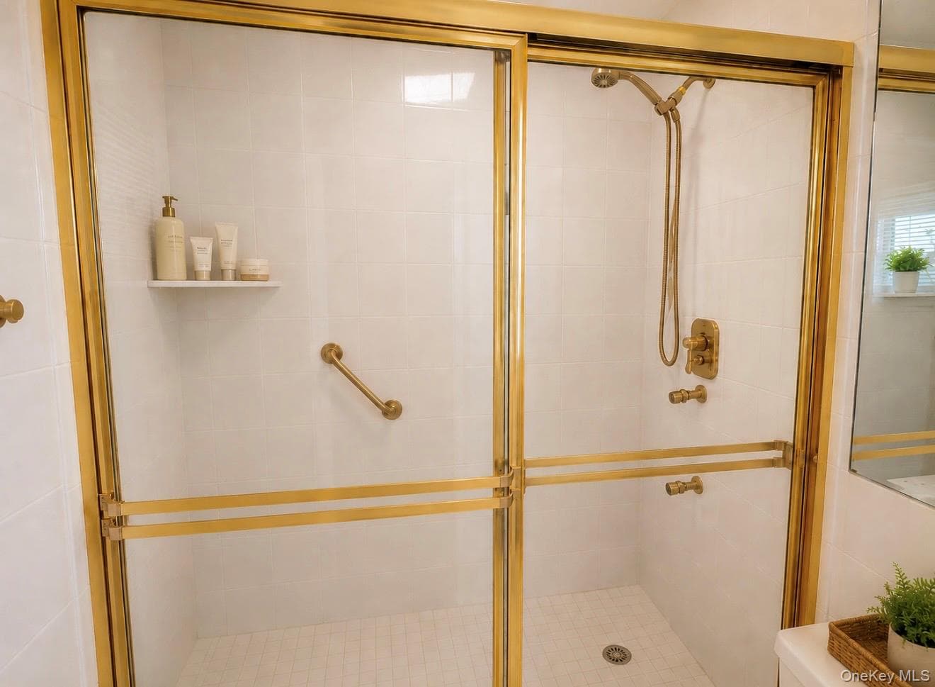35 Library Avenue AVE Unit: 8 R thumbnail 14