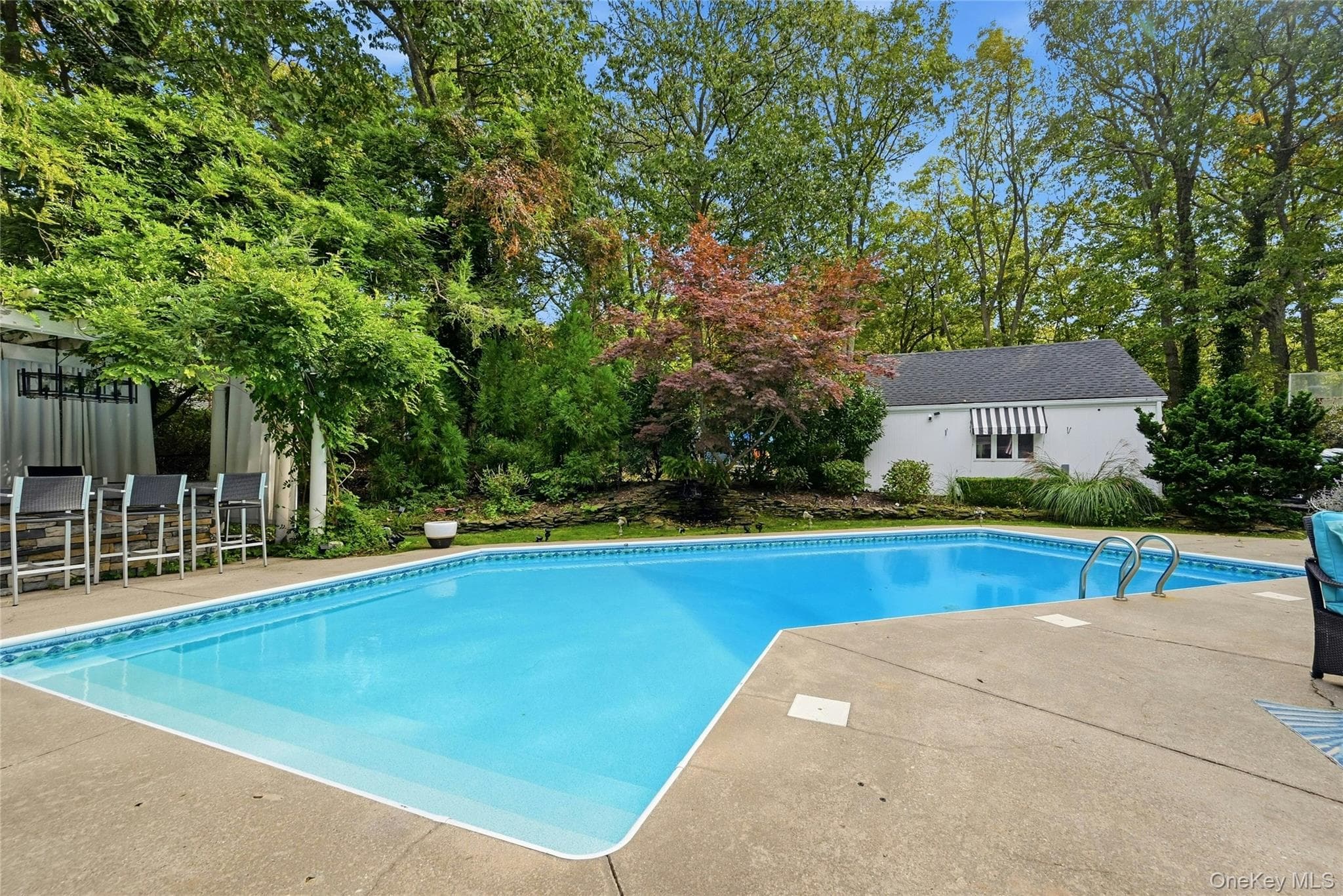 52 W Meadow Road thumbnail 29