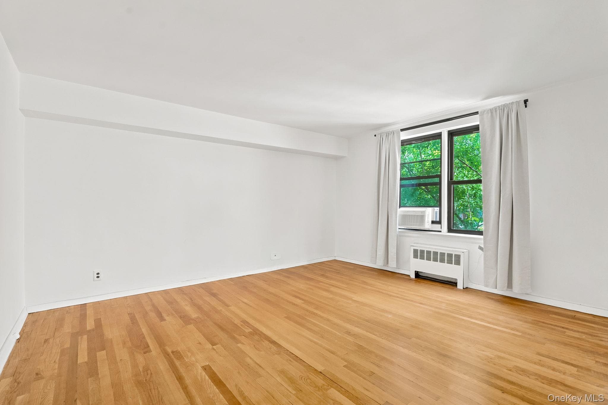 10 Franklin Avenue AVE Unit: 3E thumbnail 2