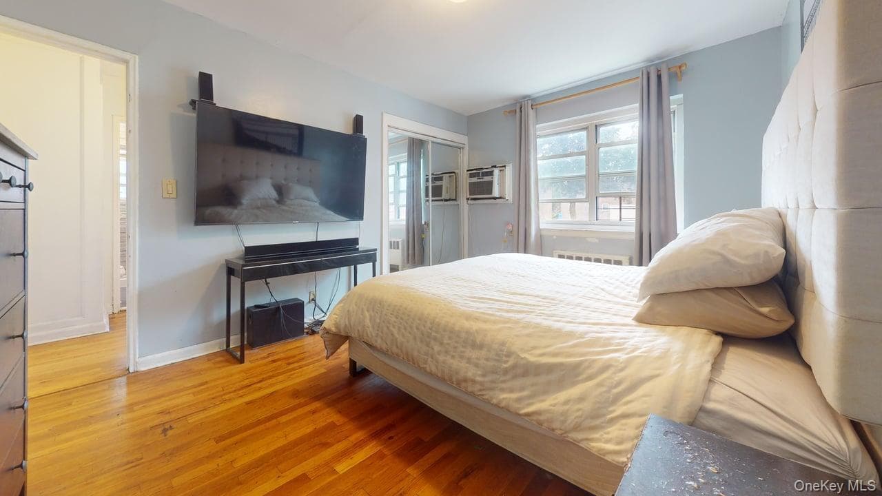 150-28 Jewel Avenue Unit: 1 thumbnail 16